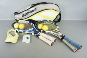 4 tennisrackets 